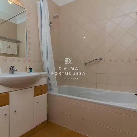 - D'alma Maresia Армасан-де-Пера
